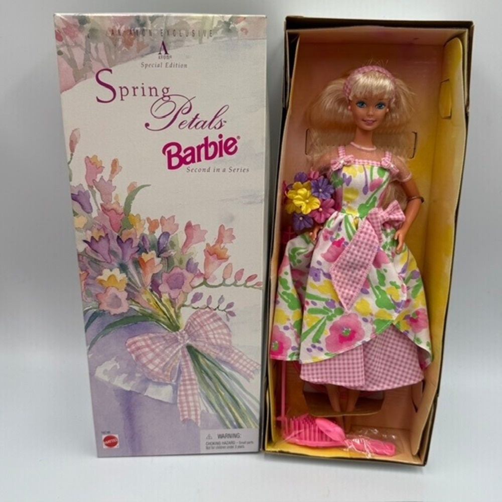 Mattel Spring Petals Barbie Avon Exclusive Special Edition 1996 Doll 16746